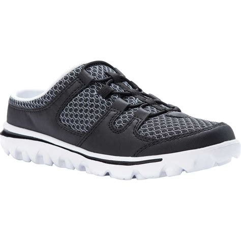 backless sneakers